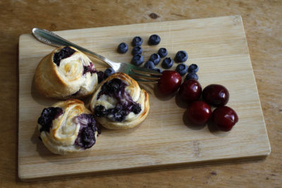 Blaubeer-Vanille Schnecken